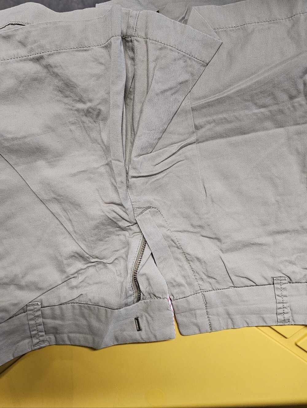 Womens J Crew Factory size 8 Casual Chino Shorts khaki